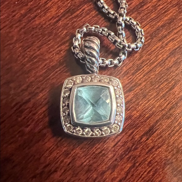 David Yurman Petite Albion Pendant Necklace in Sterling Silver with blue Topaz - Picture 16 of 17